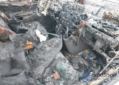 2009 Toyota Sienna Le z USA, uszkodzony, nr VIN 5TDZK23C19S248156